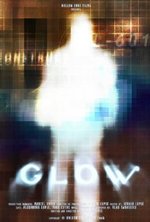 Guarda online Glow gratuitamente.